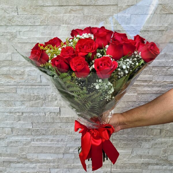 Buquê Clássico 24 rosas vermelhas